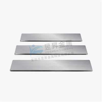 Tấm Zirconi được đánh bóng